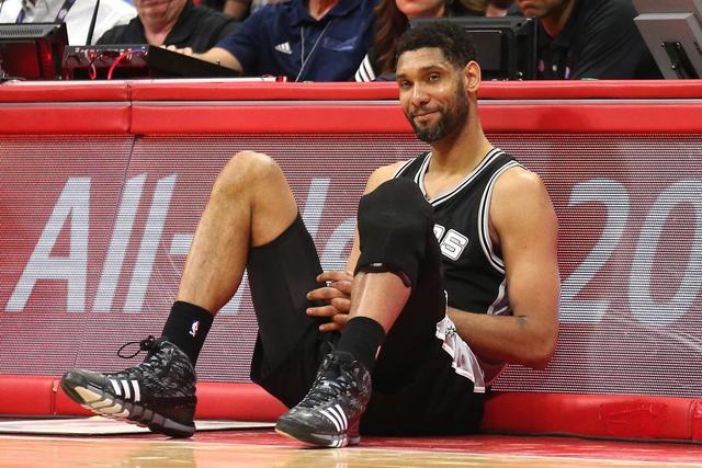 体育直击CBA：辽宁击败同曦领跑联盟