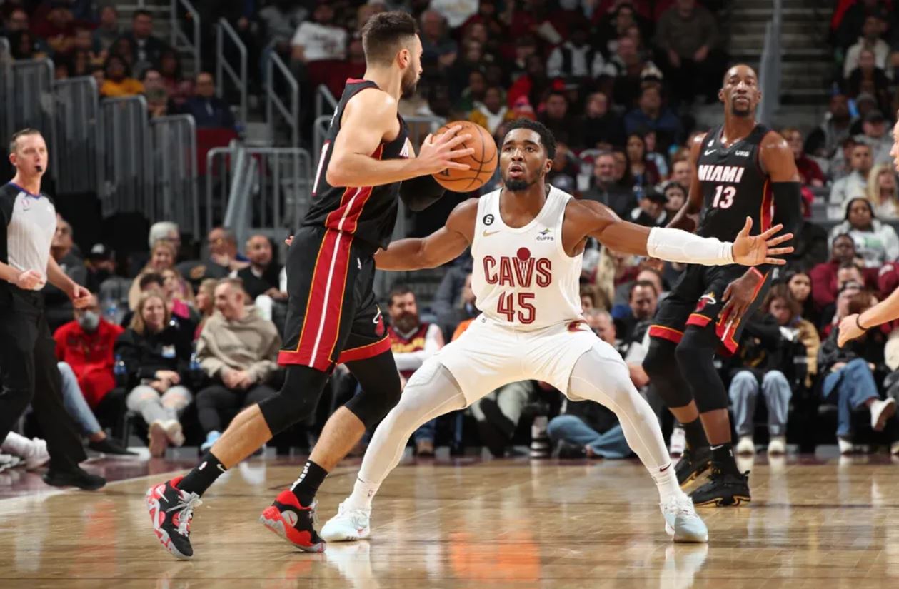 让全场观众 让全场观众